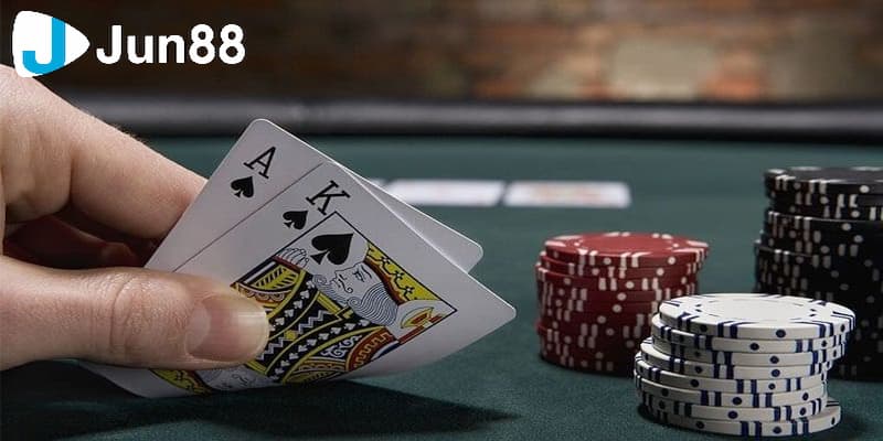 Giới thiệu tổng quan về xì dách online uy tín