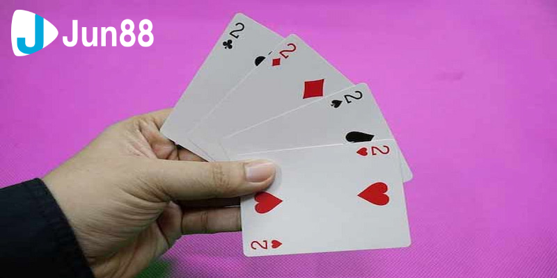 Cách dụ heo đỏ để chặt và tổng hợp lá bài có thể đánh bại heo đỏ