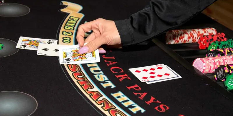 Chiến lược chơi Blackjack - Bí quyết đánh bại nhà cái hiệu quả 4 Những sai lầm hay mắc phải trong Blackjack và cách tránh
